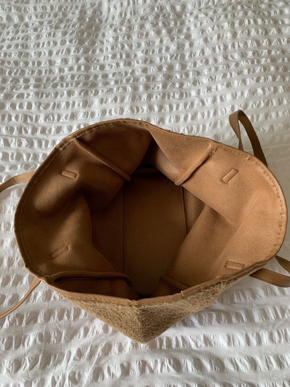 Borse da donna: Neiman Marcus: Neu/unbenutzt- hellbrauner Shopper mit Beutel – Nuovo (secondo la descrizione) da Luzern venduto da paulablue 4