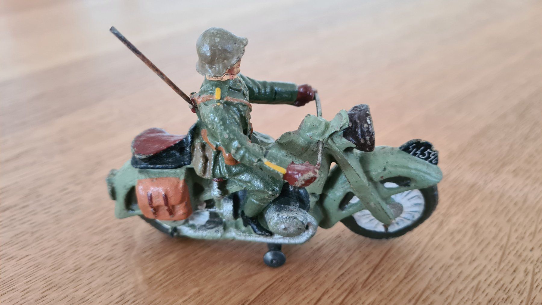 Elastolin Giocattoli: Alter Elastolin WW2 Soldat Motorradfahrer 1930/40 – Usato da Winterthur venduto da stufaphi 1