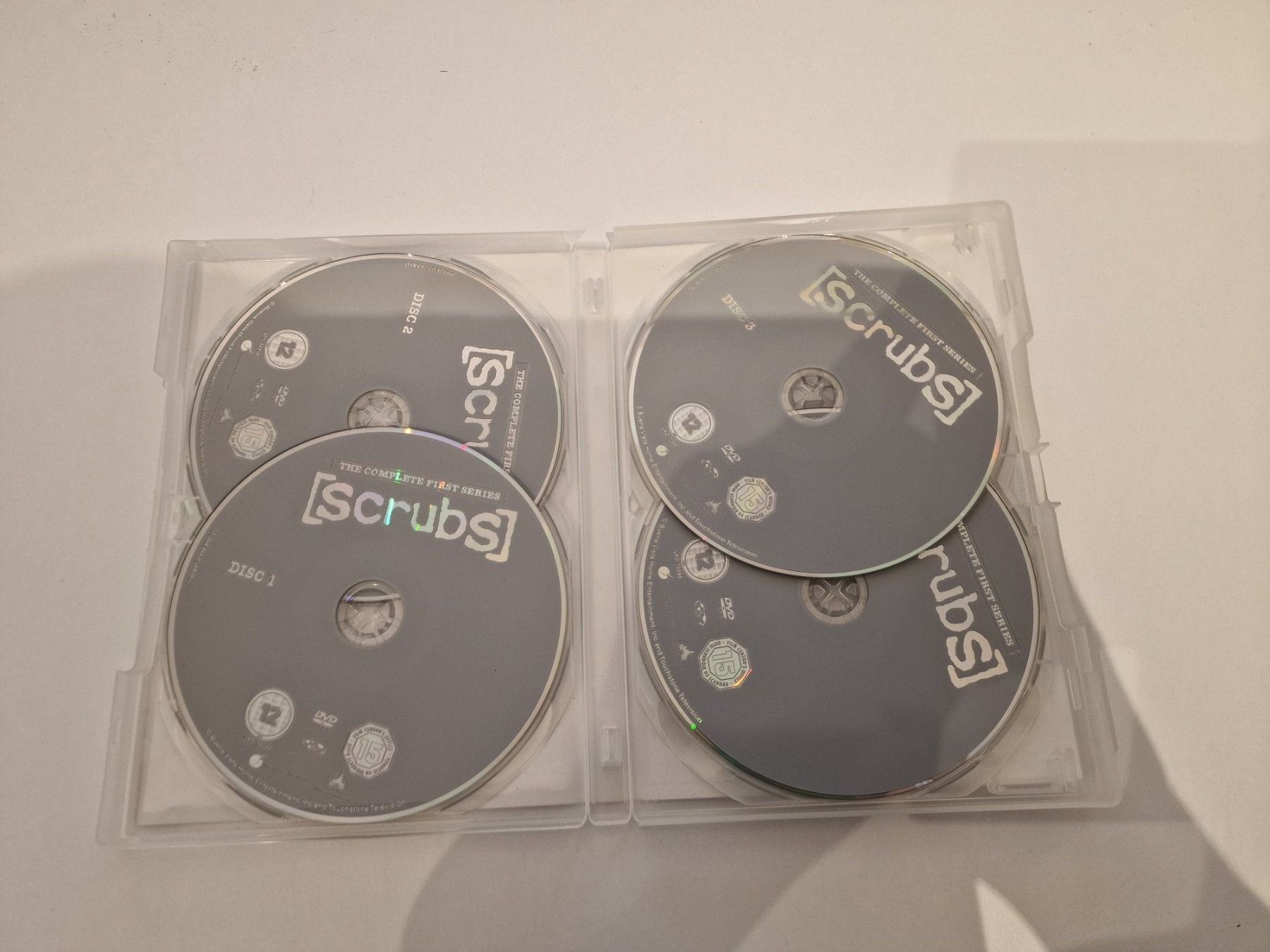 Tutti i DVDs: Scrubs - Season 1 – Usato da Buchrain venduto da Sssschaller 2