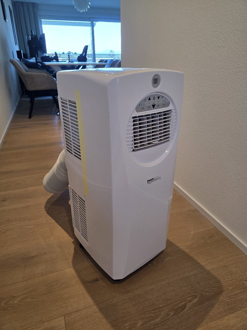 Primotecq Condizionatori: Fust Primotecq CL 7010 - Mobile Klimaanlage – Usato da Oberwil-Lieli venduto da ticino122