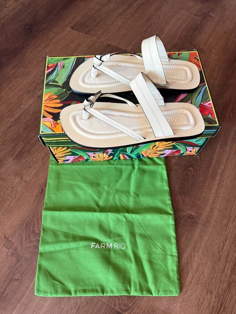 Farm Rio Damenschuhe: New Farm Rio leather sandals – Neu und originalverpackt aus St-Sulpice VD von juhdu