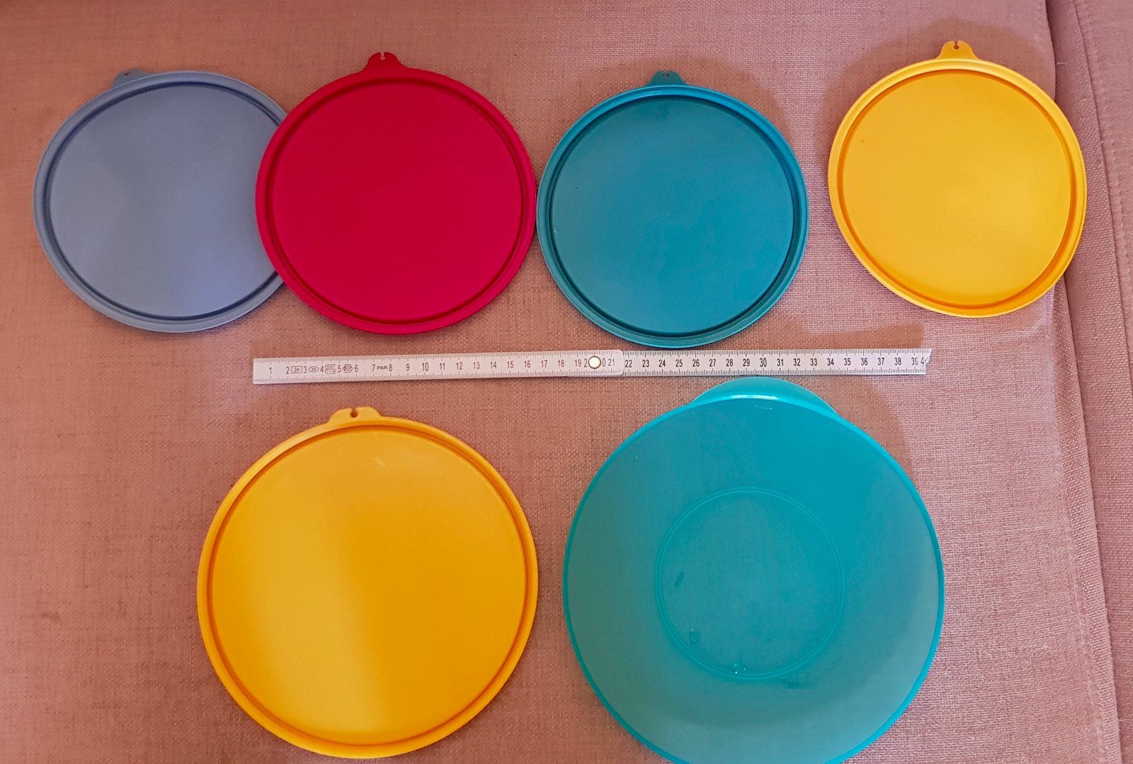 Tupperware Behälter & Ähnliches: 6 couvercles tupperware – Defekt aus Épalinges von swi_8zwr