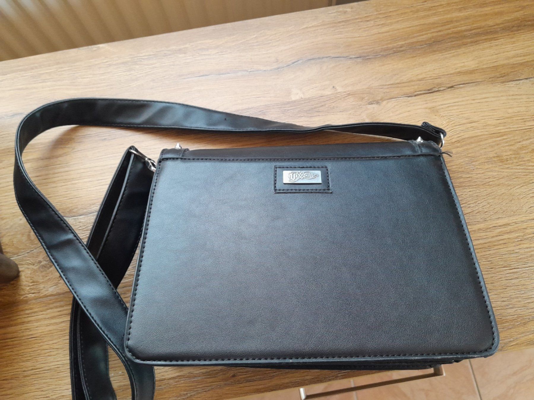 Taschen für Damen: Sac à main GOTHIC PUNK MÉTAL CLOUTÉ BLACK – Gebraucht aus Allens von MADE.IN.ROCK.N.ROLL 5