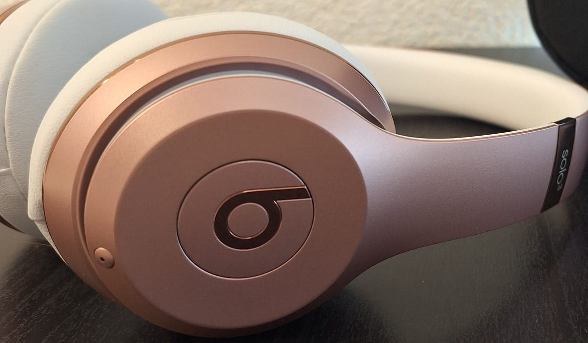 Beats Cuffie: Beats Solo3 Wireless Kopfhörer Rose Gold gebraucht – Usato da Horw venduto da phi_z2qn