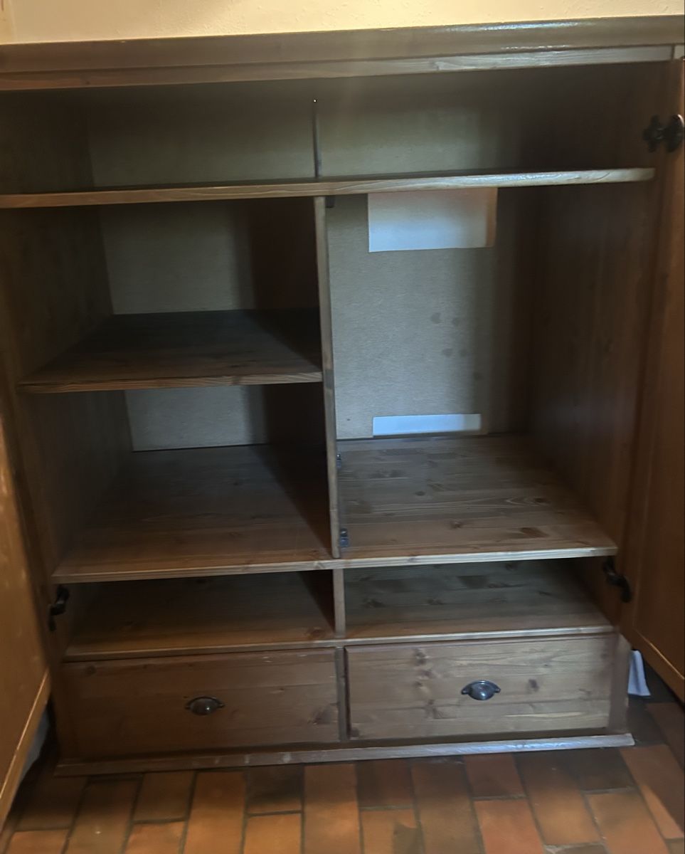 Ikea Credenze: Praktisches IKEA -Wohnzimmer-Buffet – Usato da Winterthur venduto da stella67 2