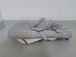 Stokke Babyschle Newborn Set mit Spielzeughalter Light Grey