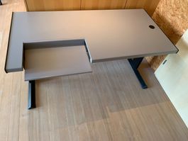 Schreibtisch, Bürotisch