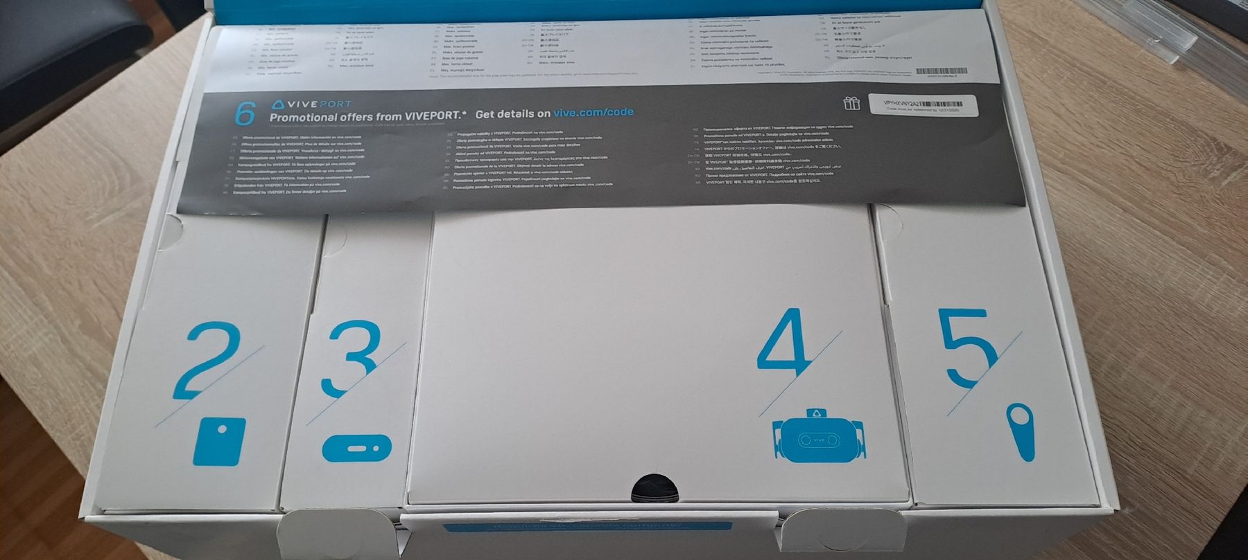 HTC VR Brille: HTC Vive Pro Set inkl. Base Stations 2.0 + Controller 2.0 – Neu (gemäss Beschreibung) aus Rümlang von Frost84x 2