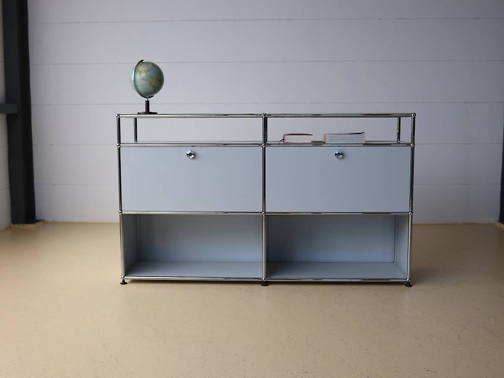 USM Scaffali: USM Haller Sideboard 2x2 in Lichtgrau – Usato da Meinisberg venduto da atelier_TILIJA 1