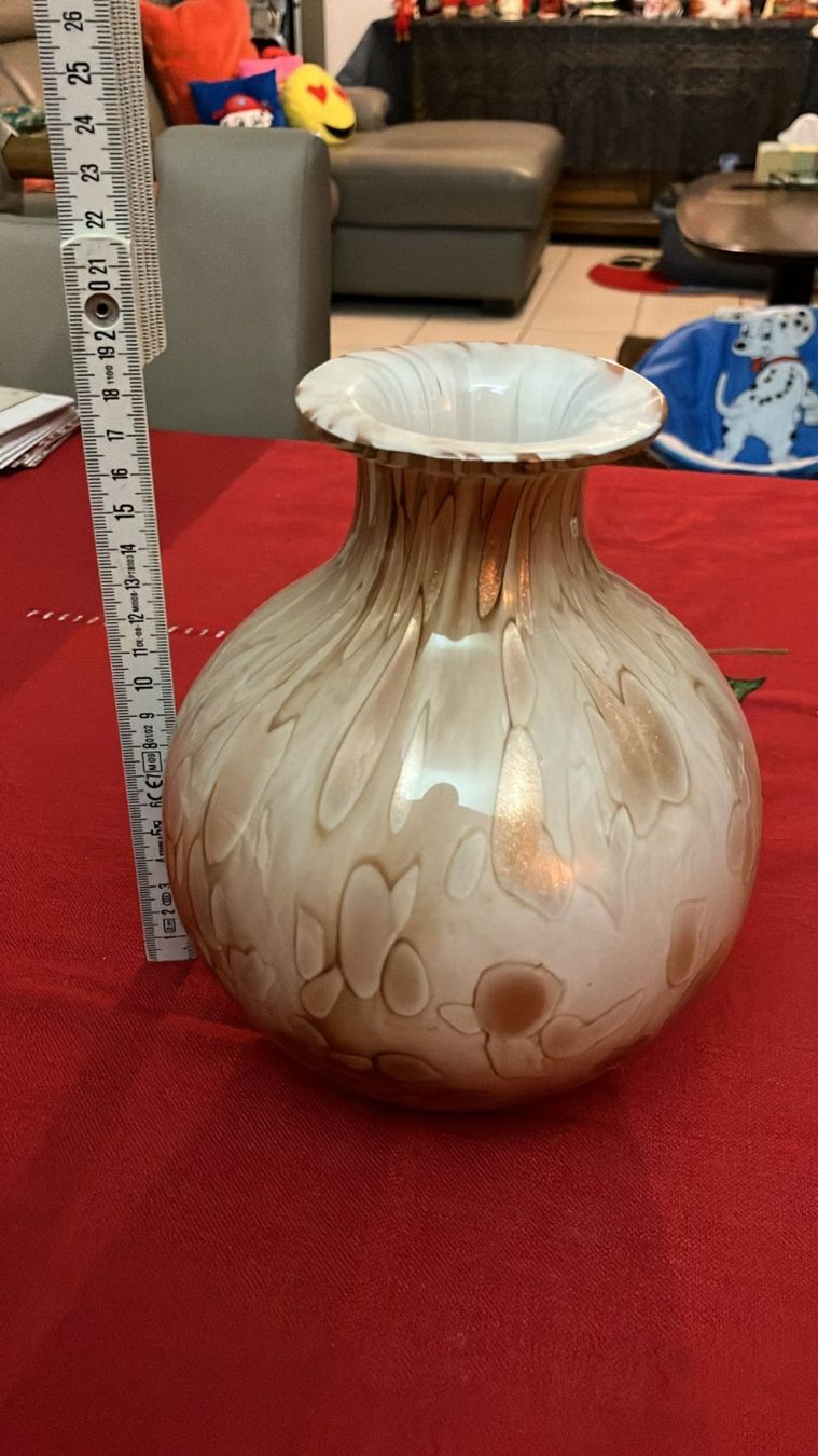 Vasen & Gefässe: Vaso con sfumature color oro – Gebraucht aus Melano von H-Sara 1