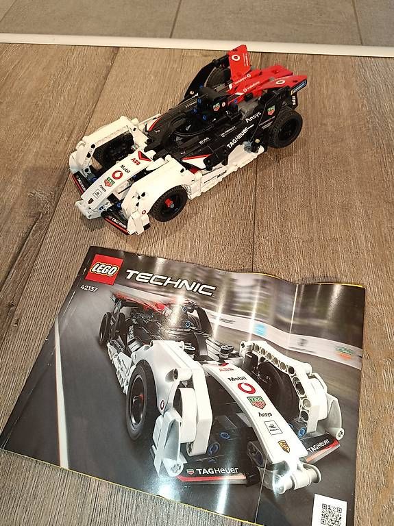 Kit di costruzioni: Lego Technic 42137 – Usato da Utzenstorf venduto da Jassy34xx 2