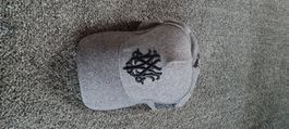 Graue Cap mit Stickerei, Cool und stylisch!