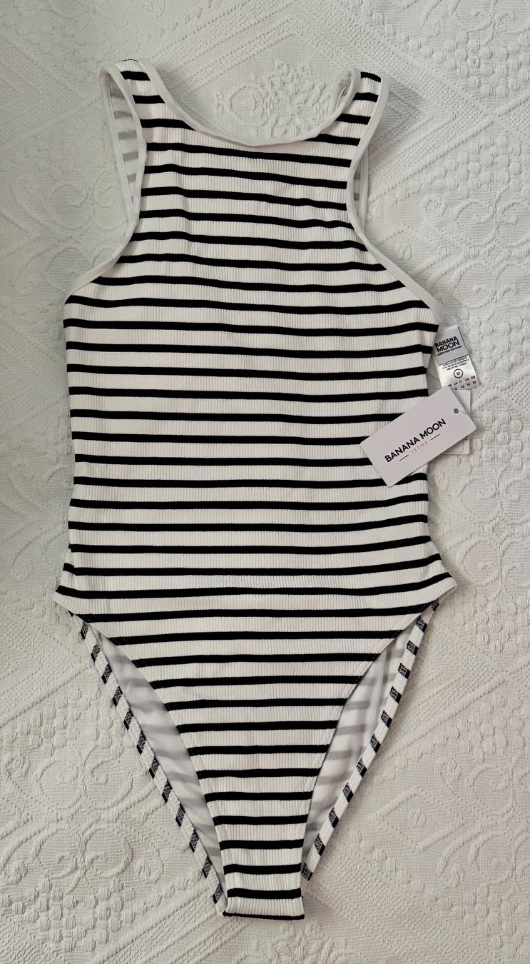 Costumi da bagno & Bikini: Badeanzug Banana Moon Gr. M/38 – Nuovo e nell'imballaggio originale da Erlinsbach SO venduto da Romstrasse