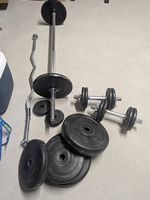 Homefitness Gewichte, Stangen und Hantelbank