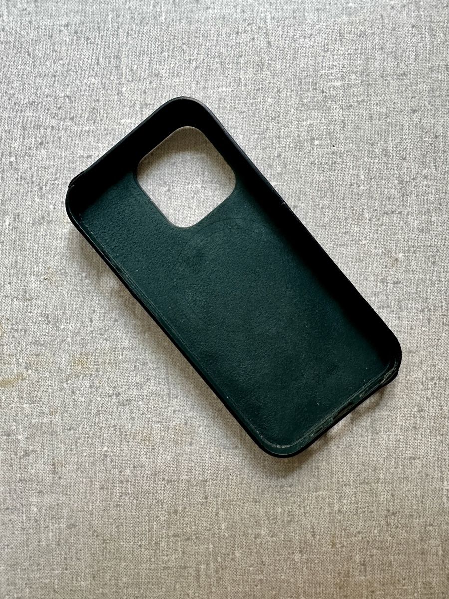 Apple Cover & Protezioni schermo: Apple iPhone 14 Pro Green Case Wireless Charge – Usato da Lausanne venduto da brixton