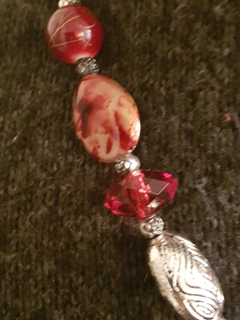 Ketten: Kette tiefrot silberfarben, ca. 57 – Gebraucht aus Ettingen von Maranathatalitha 1