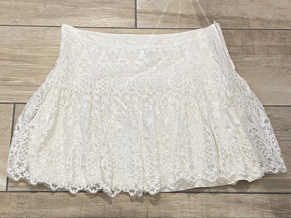 H&M Röcke: Minirock weiss Spitzen Grösse 44 – Gebraucht aus Hausen AG von corinne_g