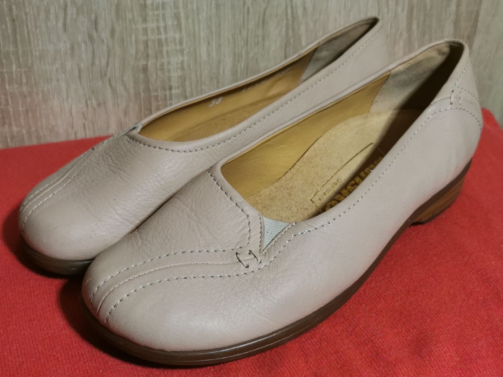 Scarpe da donna: Dansko Damen Schuhe Gr 38 – Usato da Schlieren venduto da vlalif