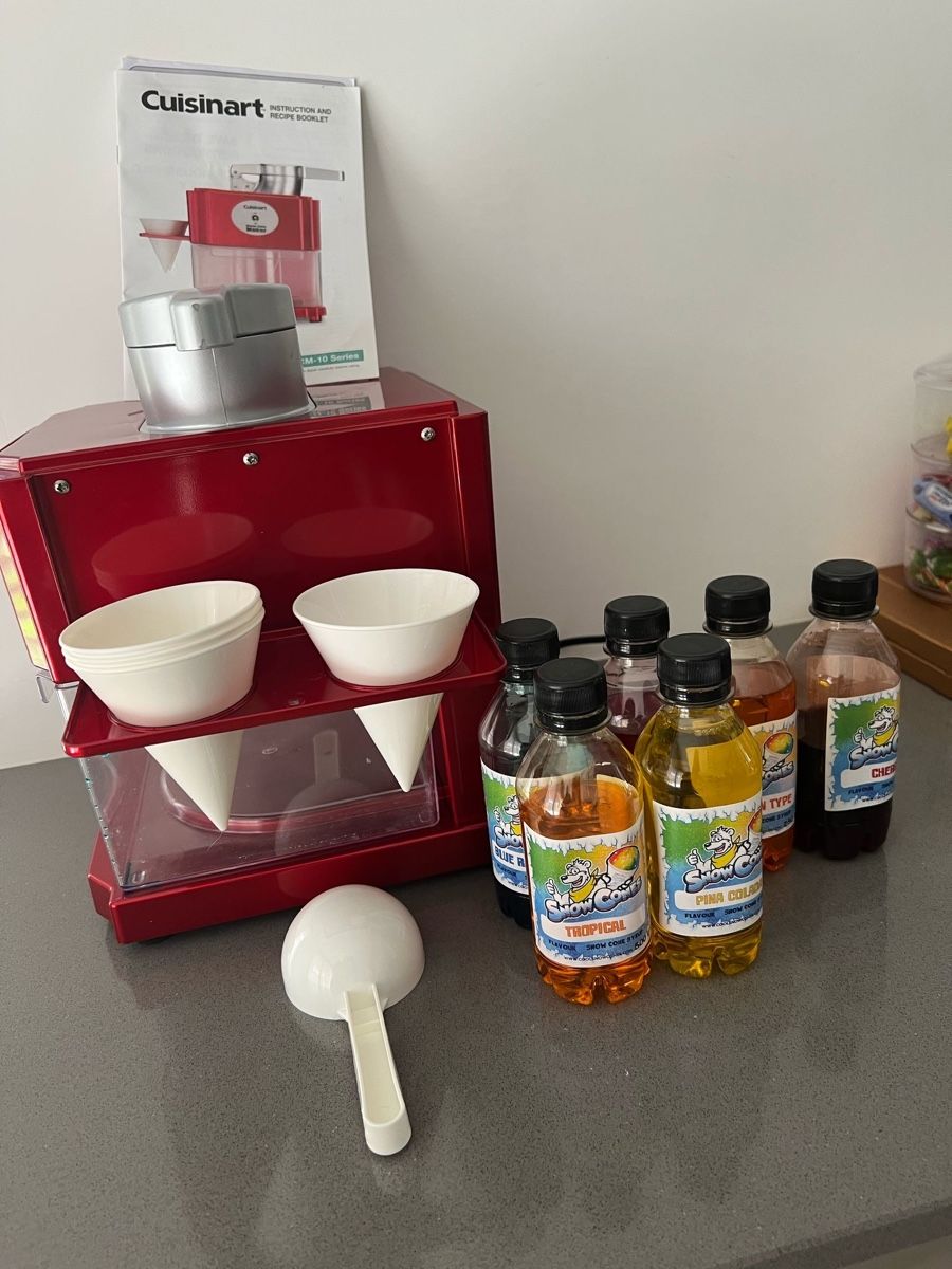 Elettrodomestici da cucina: Cuisinart Snow Cone Maker, Like New! – Nuovo (secondo la descrizione) da Veyrier venduto da aliyag 2