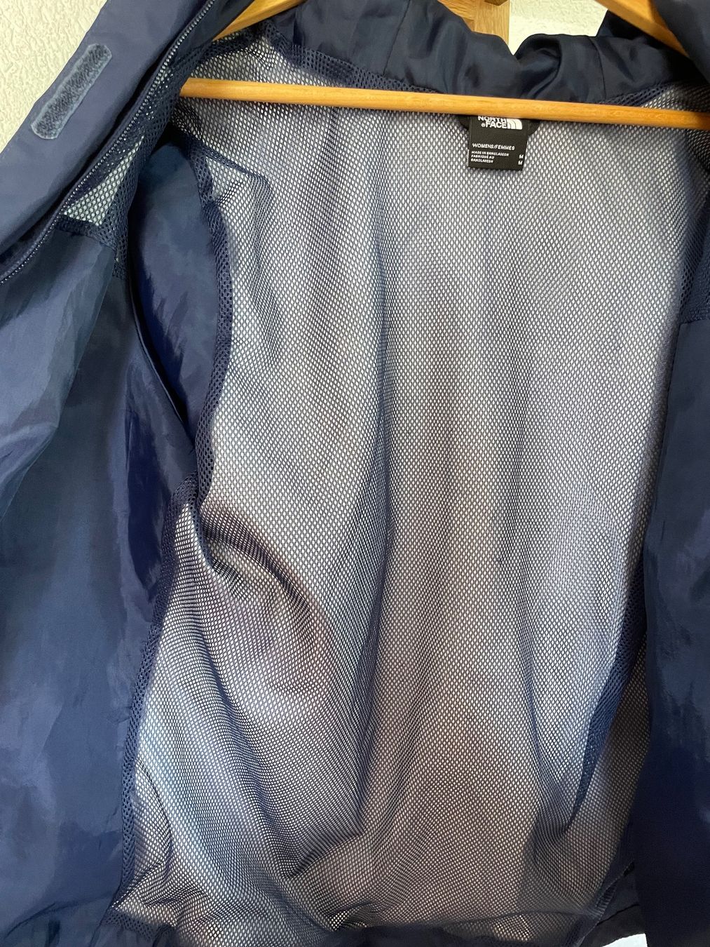 North Face Vestes: North Face Regenjacke Gr. M – D'occasion à Winterthur par matou.53 2