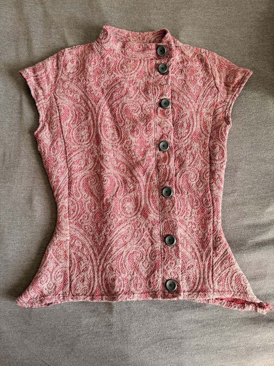Top: Vintage Top – Usato da Unterentfelden venduto da ame_tf2n 1
