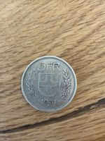 Schweizer 5 Franken Münze 1931 Silber guter Zustand