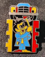 GG285 - Pin Polizei Police Genf Genève -  Garage - silberig