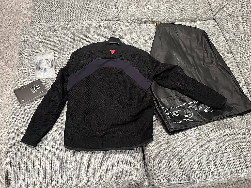 Giacche: Dainese D-Air Smart Jacket taille 52 - NEUVE – Usato da Veyrier venduto da jor_sw92 3