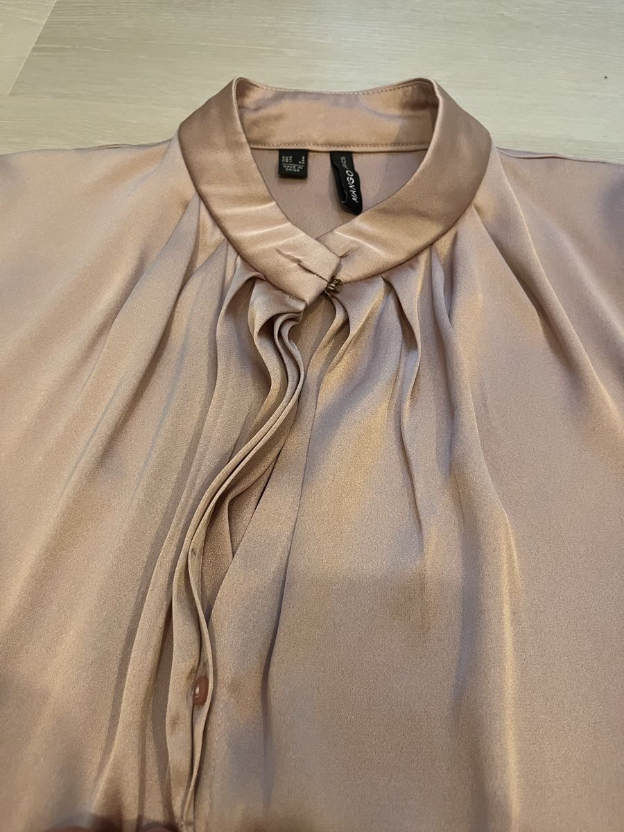 Mango Top: Top aus Satin von Mango, Gr. S – Usato da Derendingen venduto da CaMiPa5 3