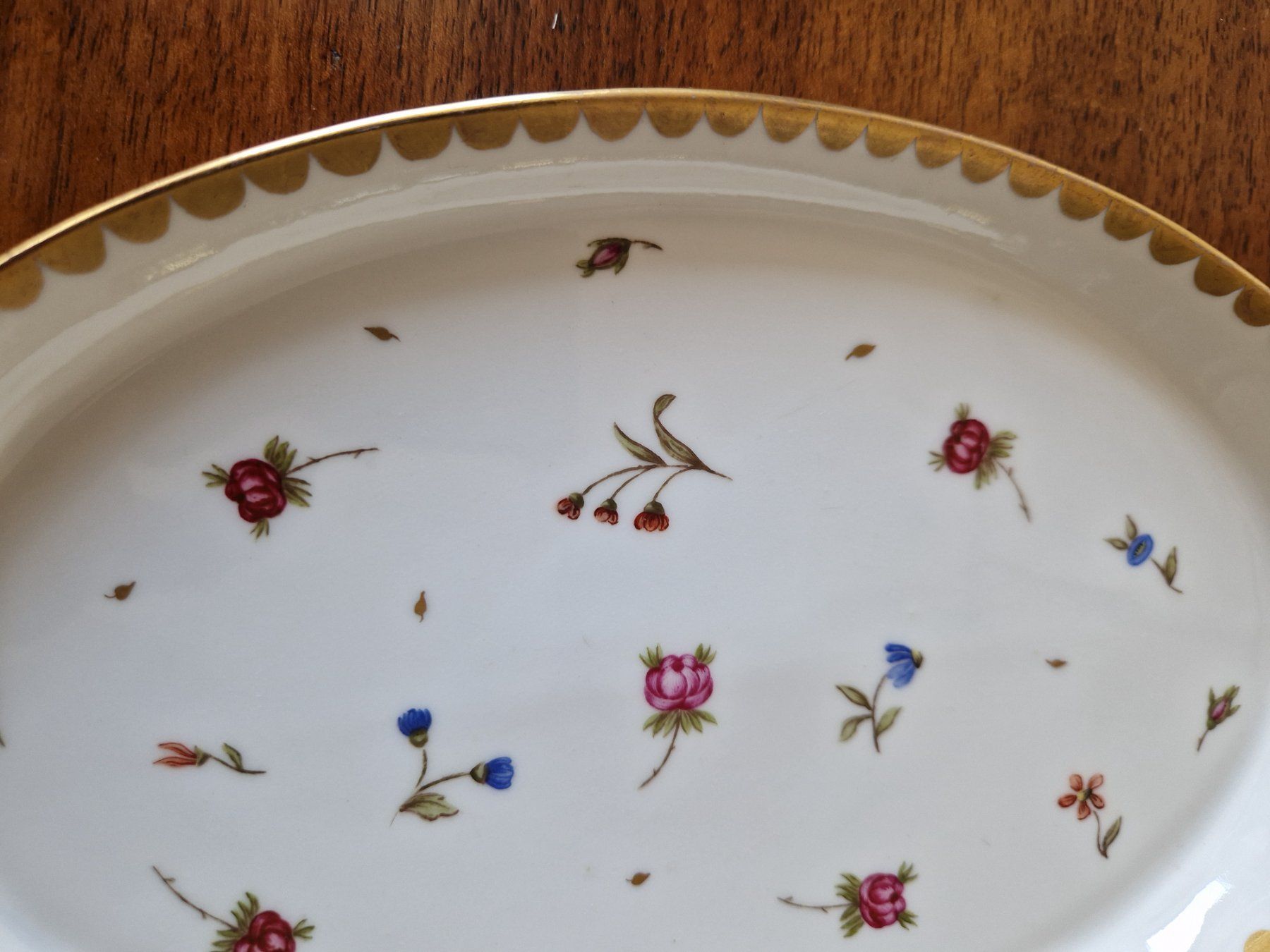Piatti di portata: Schale mit Blumenmalerei, Langenthal – Usato da Bern venduto da Antikbatik 5