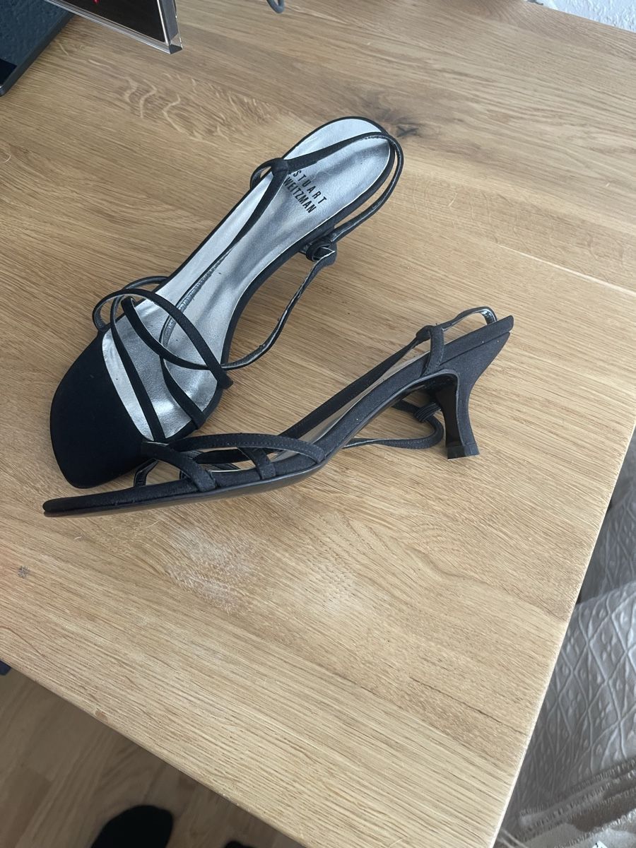 Stuart Weitzman Scarpe da donna: Stuart Weitzman Sandalen, Schwarz, Grösse 37, Elegant! – Usato da Horgen venduto da sel_qc25 1