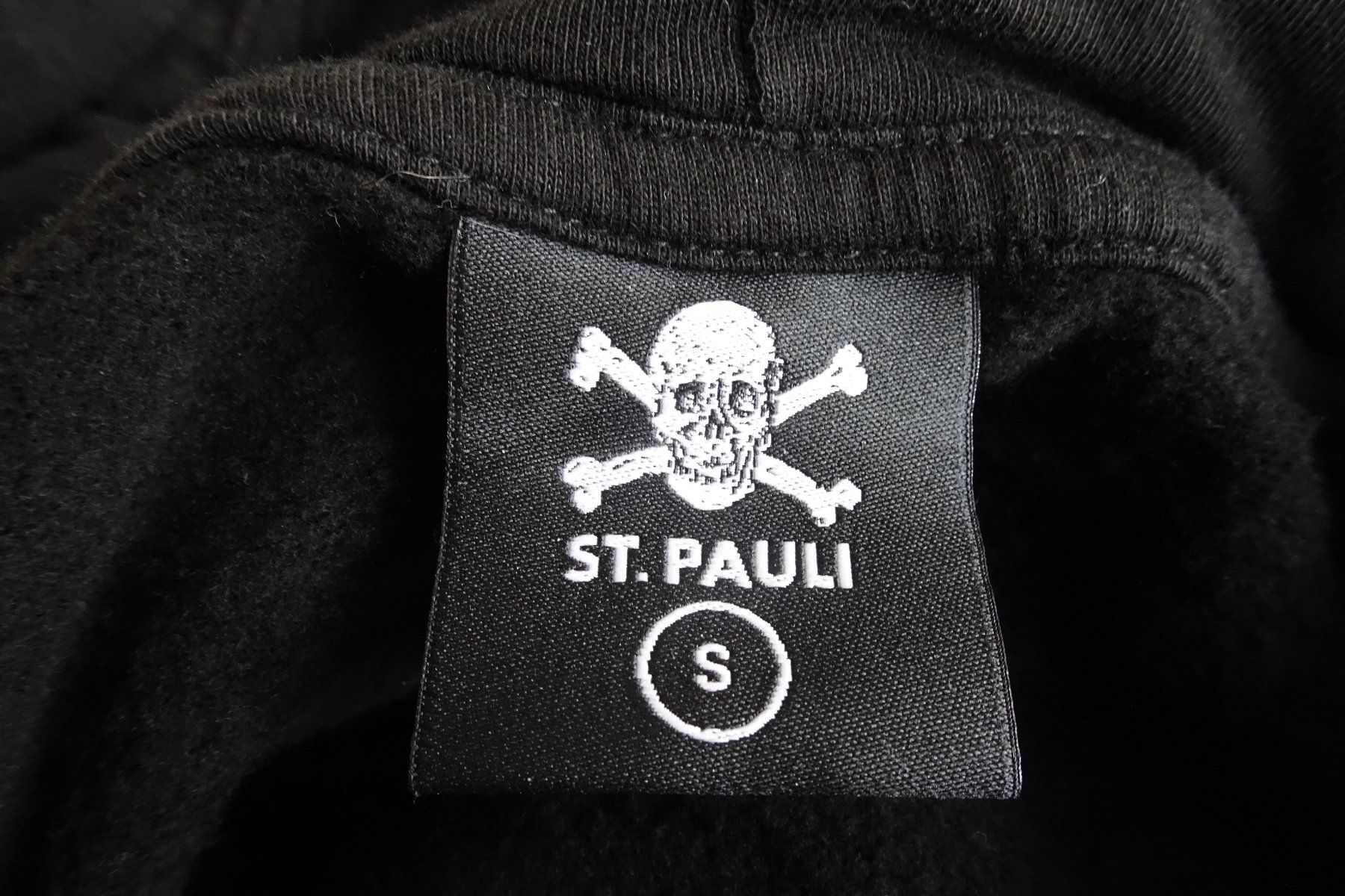 Pulls & Sweat-shirts: Pullover, Hoodie St. Pauli Gr. S – D'occasion à Strengelbach par schmetterling20 3