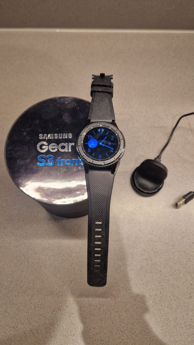 Samsung Smartwatch: Smartwatch Samsung Gear S3 Frontier – Usato da Solothurn venduto da Armada-3
