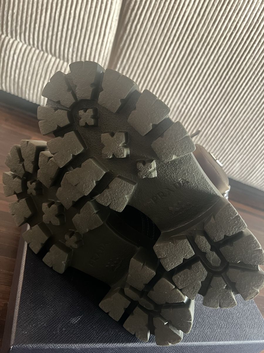 Prada Scarpe da donna: Prada Boots khaki, Gr. 36.5 – Nuovo e nell'imballaggio originale da Baar venduto da Lila2006 3