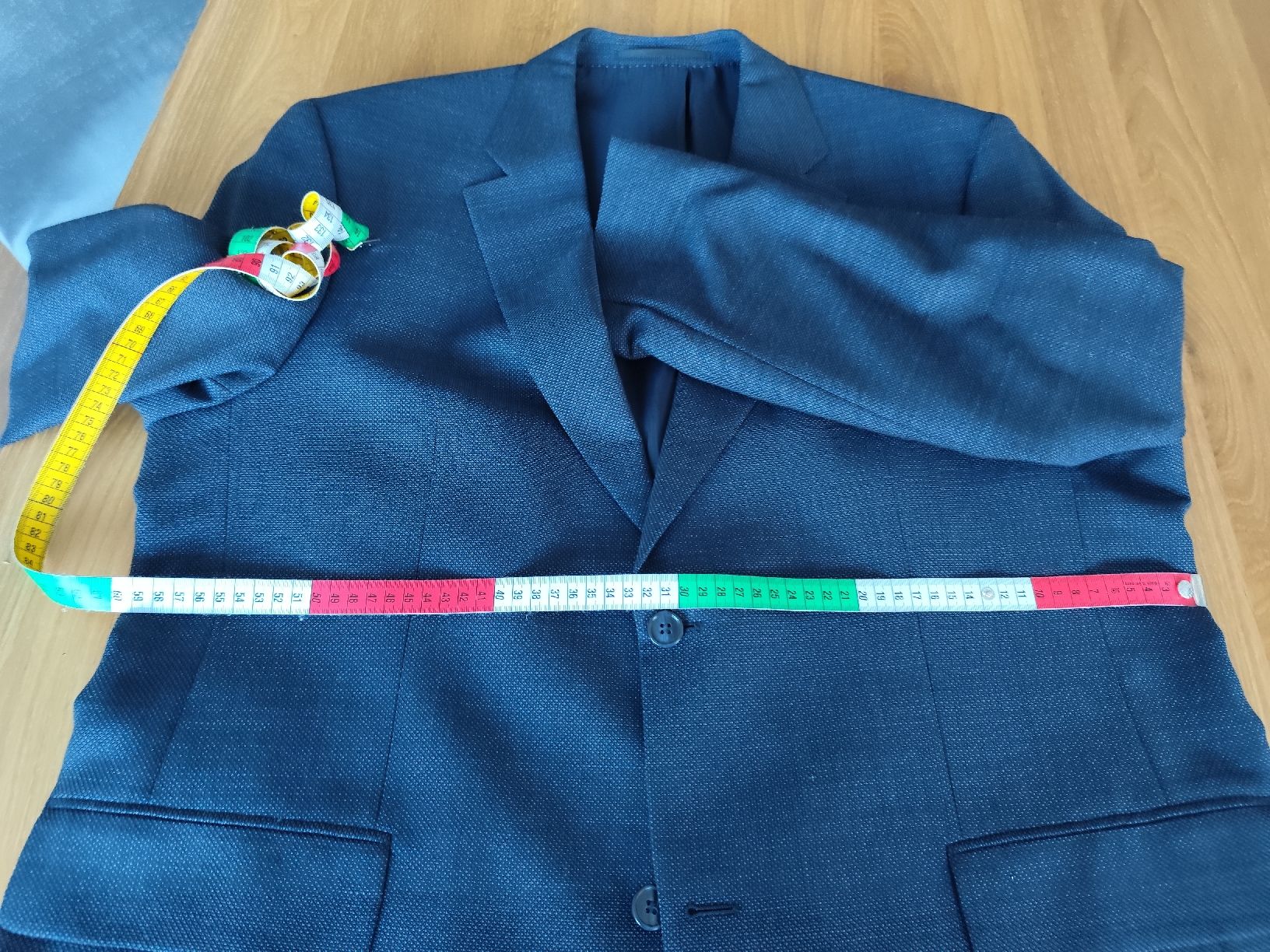Completi, tute sportive e funzionali: Anzug Jacke dunkelblau meliert – Usato da Zürich venduto da Virutosa 5