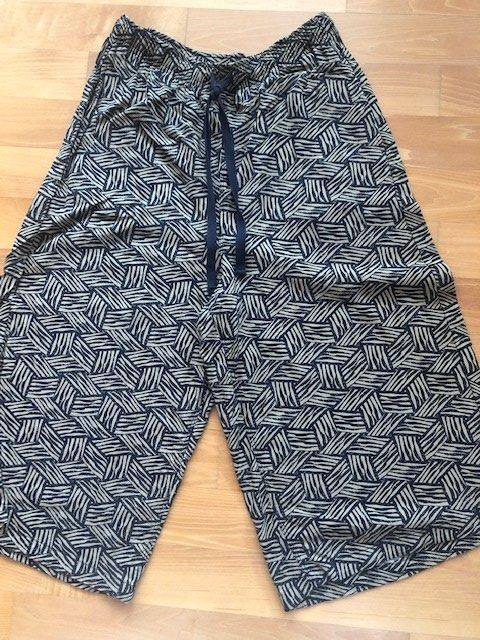 Pantaloni: Set of 2 Capri Pants – Usato da Wohlen b. Bern venduto da cookiemonster 1