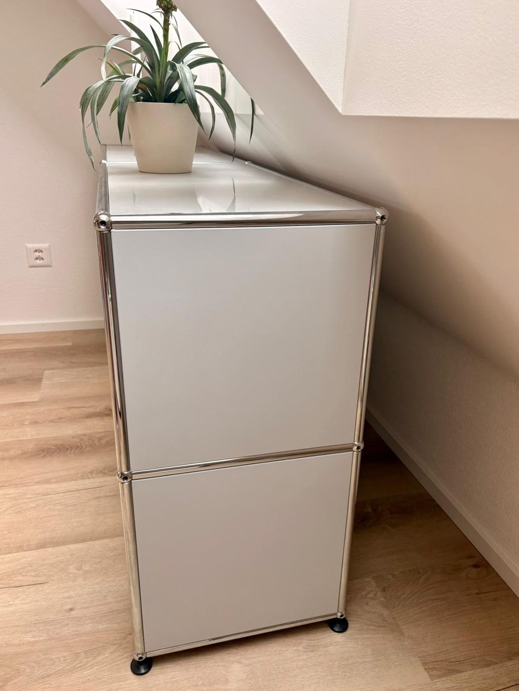 USM Cassettiere: USM Haller Sideboard, 2. Gen, Grau, Regal, Kommode, Top – Usato da Zürich venduto da mir_hpt8 6