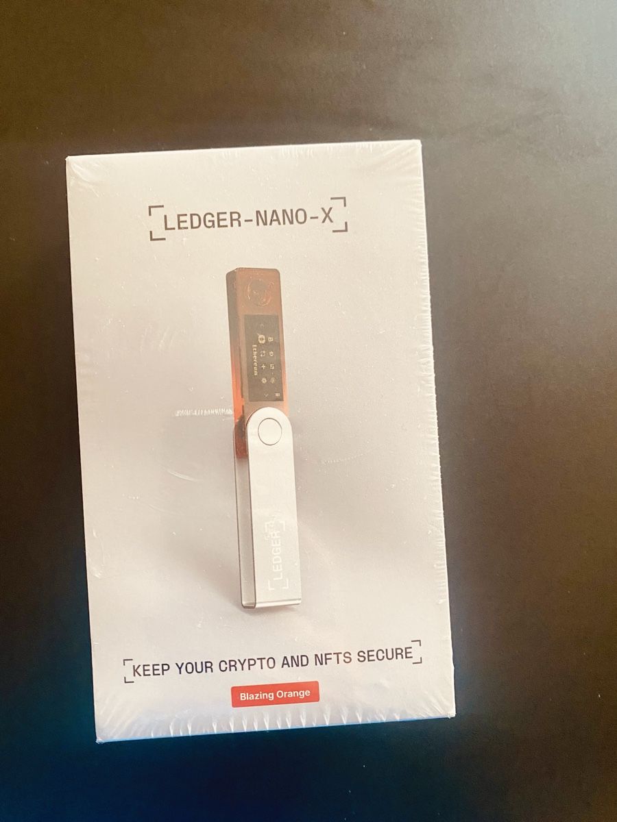 Brieftaschen: Crypto wallet Ledger Nano X - Orange Neu & Versiegelt! – Neu und originalverpackt aus Rorschacherberg von LUXUS24