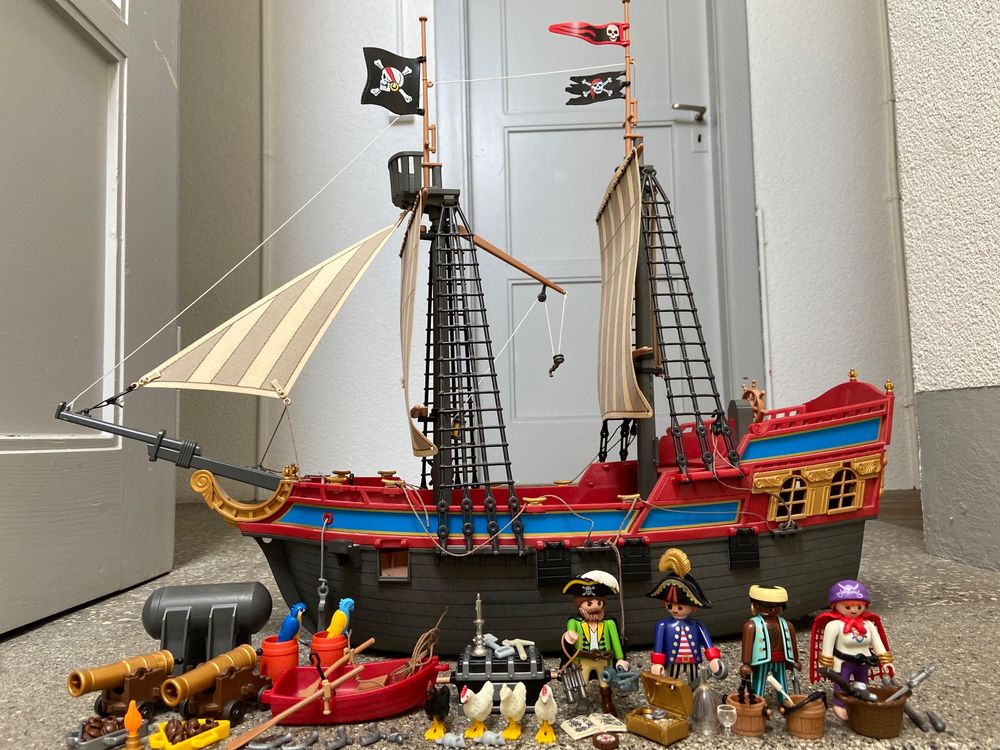 Grosses Playmobil Piratenschiff mit Zubehör | Kaufen auf Ricardo