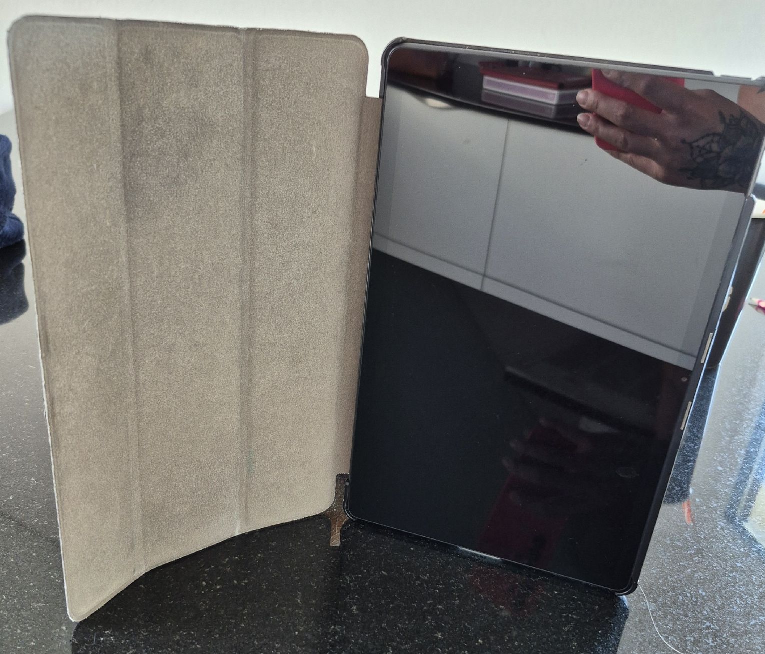 Lenovo Tablet PC: Tablette LENOVO – Gebraucht aus Belmont-Yverdon von jul_8nw5 2