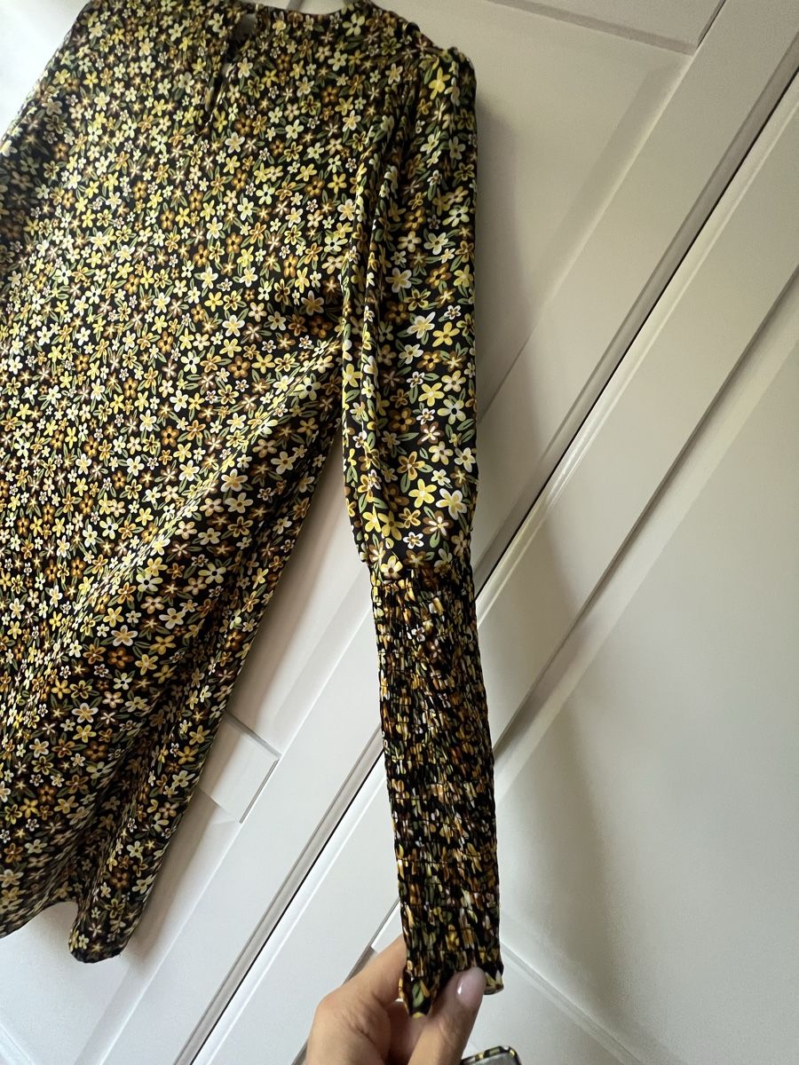 Zara Robes: Blumenkleid mit Gürtel Gr. 36 – Neuf (Voir description) à Laufen par li_ga7 2