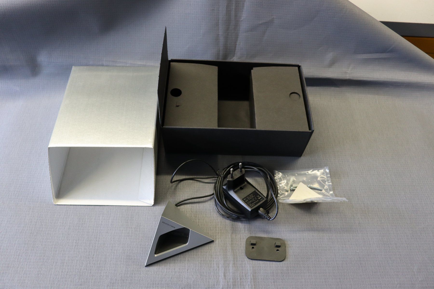 Chargements: BeoCom 6000 Wall Charger – Neuf (Voir description) à Boniswil par Ubabo