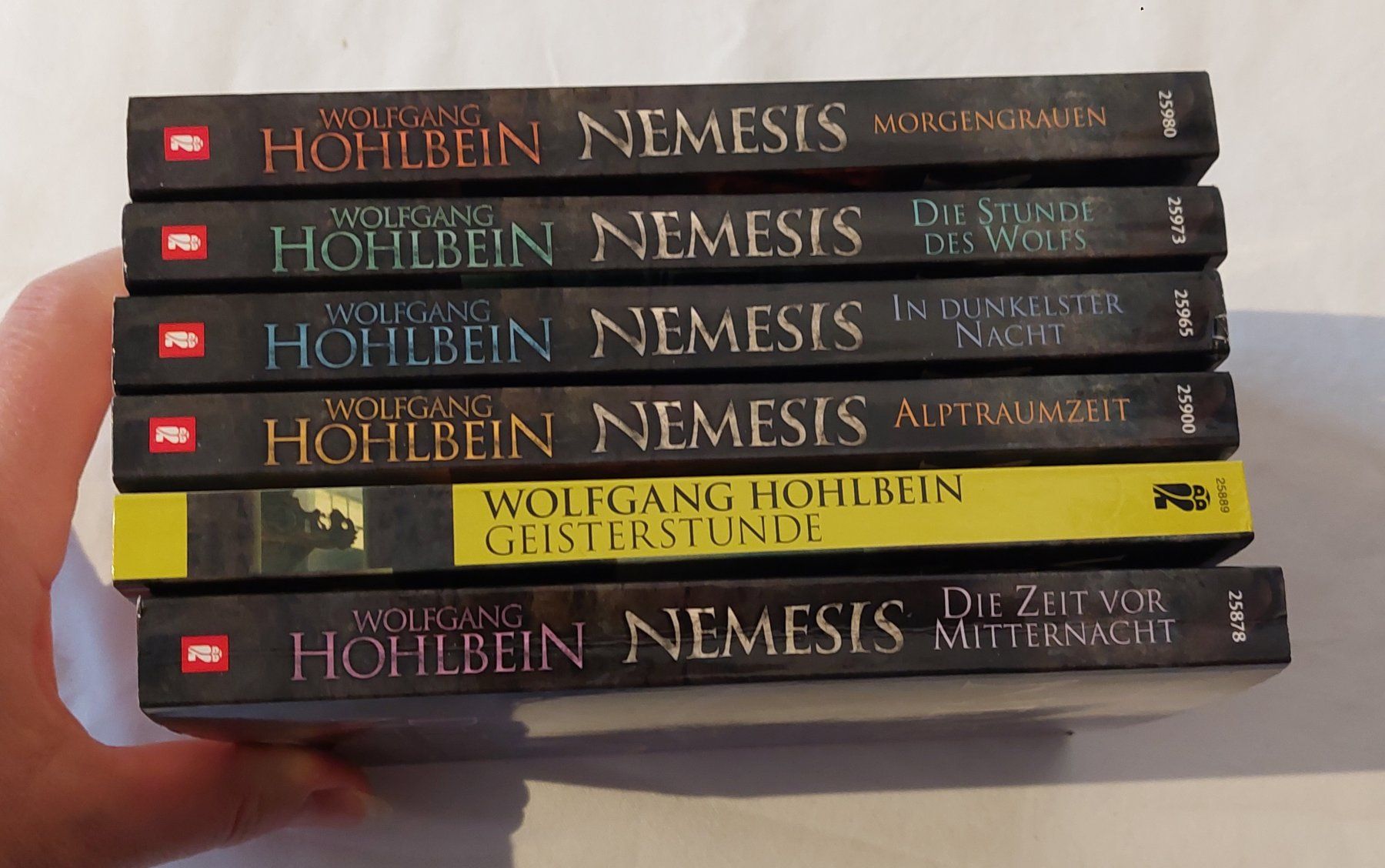 Libri: Nemesis komplette Srie von W.Hohlbein – Usato da Uitikon Waldegg venduto da Smeragol 2