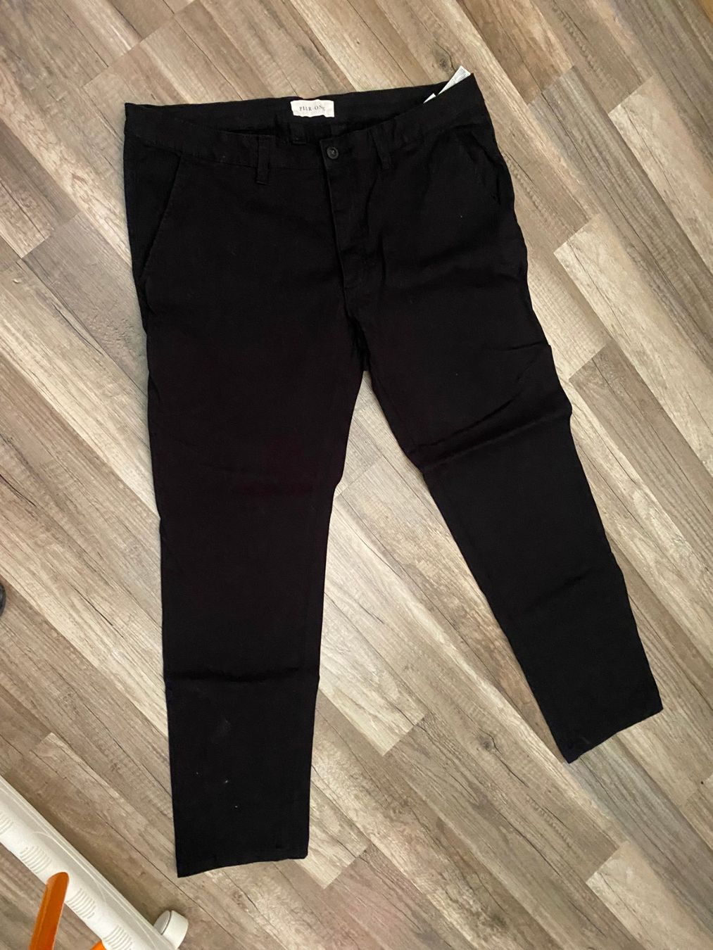 Pantaloni: Pier-One Herrenhose schwarz Grösse W36 – Usato da Allenwinden venduto da Obalu 1
