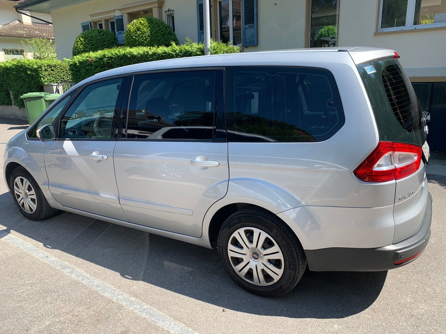 Ford Automobili: Ford Galaxy 2.0 TDCI 7-Plätzer! – Usato da Biel/Bienne venduto da SwissThirdLife 2
