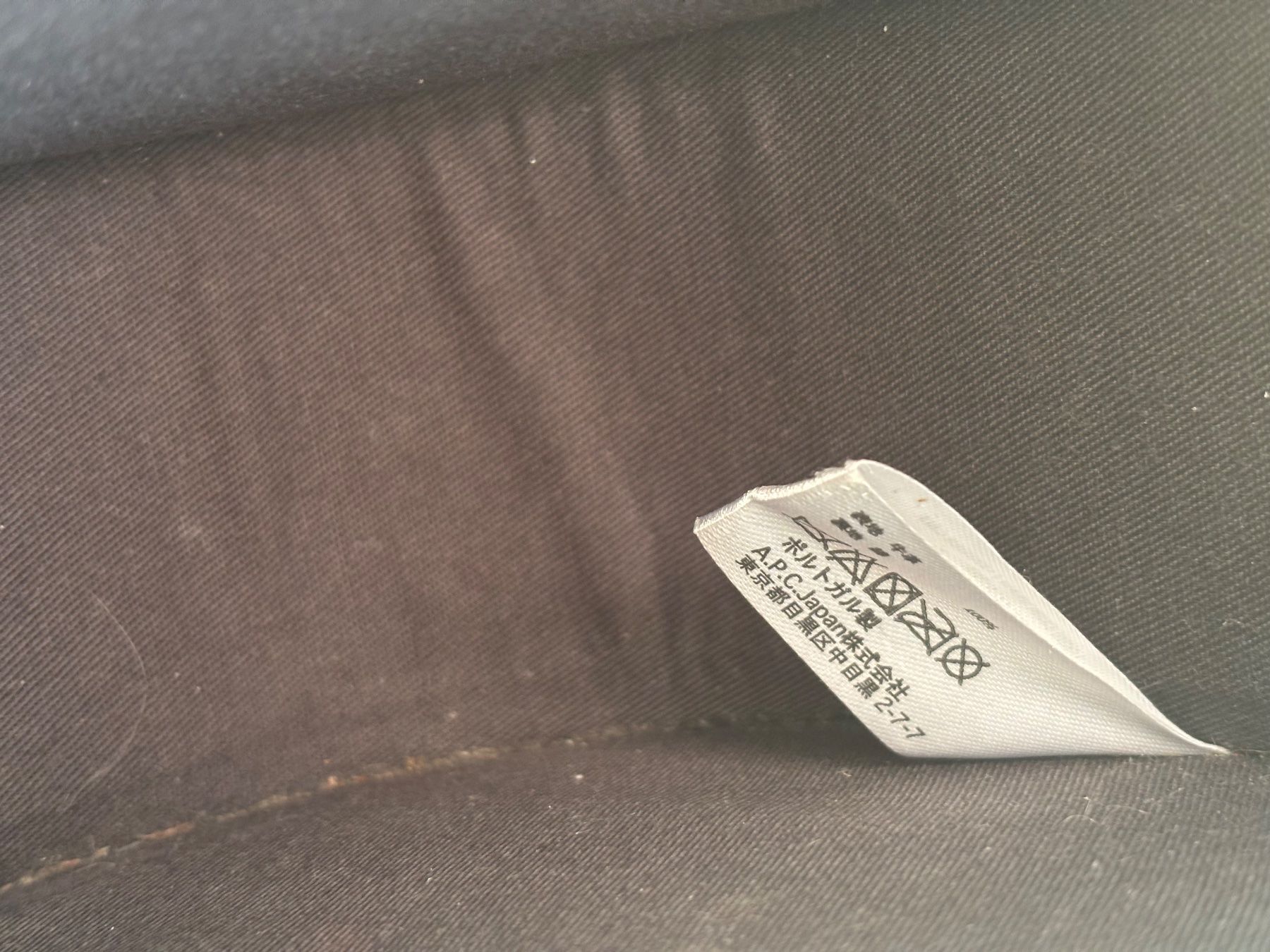 Apc Sacs: A.P.C. "JUNE SADDLEBAG" Handtasche in Dunkelgrau – D'occasion à Zürich par missmodernage 9