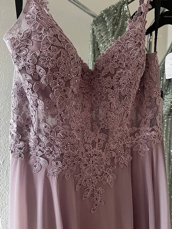 Vestiti: Abendkleid/Bridemaids – Usato da Winterthur venduto da Anjarys 2