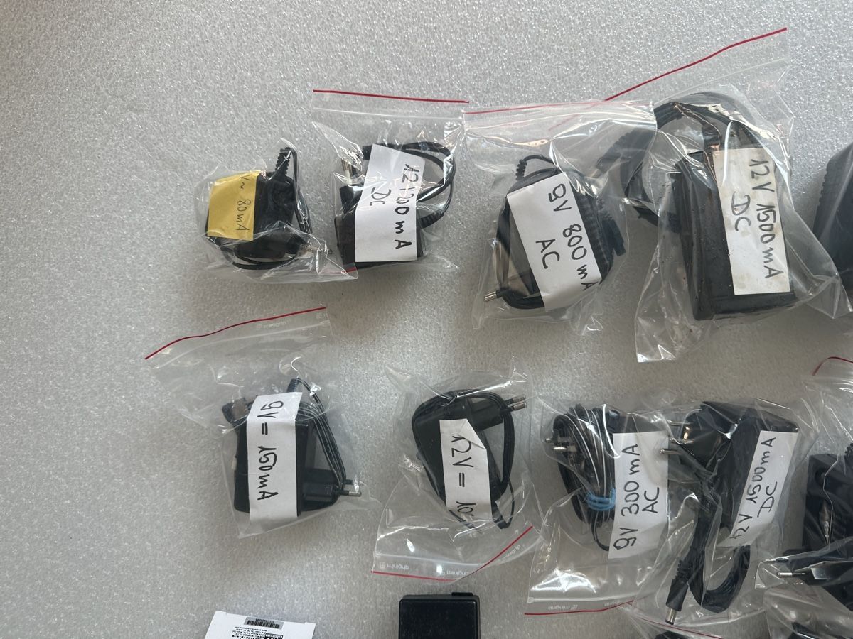 Unità & Adattatore: Adapter diverse – Usato da Basel venduto da MaschinenSchweiz 1