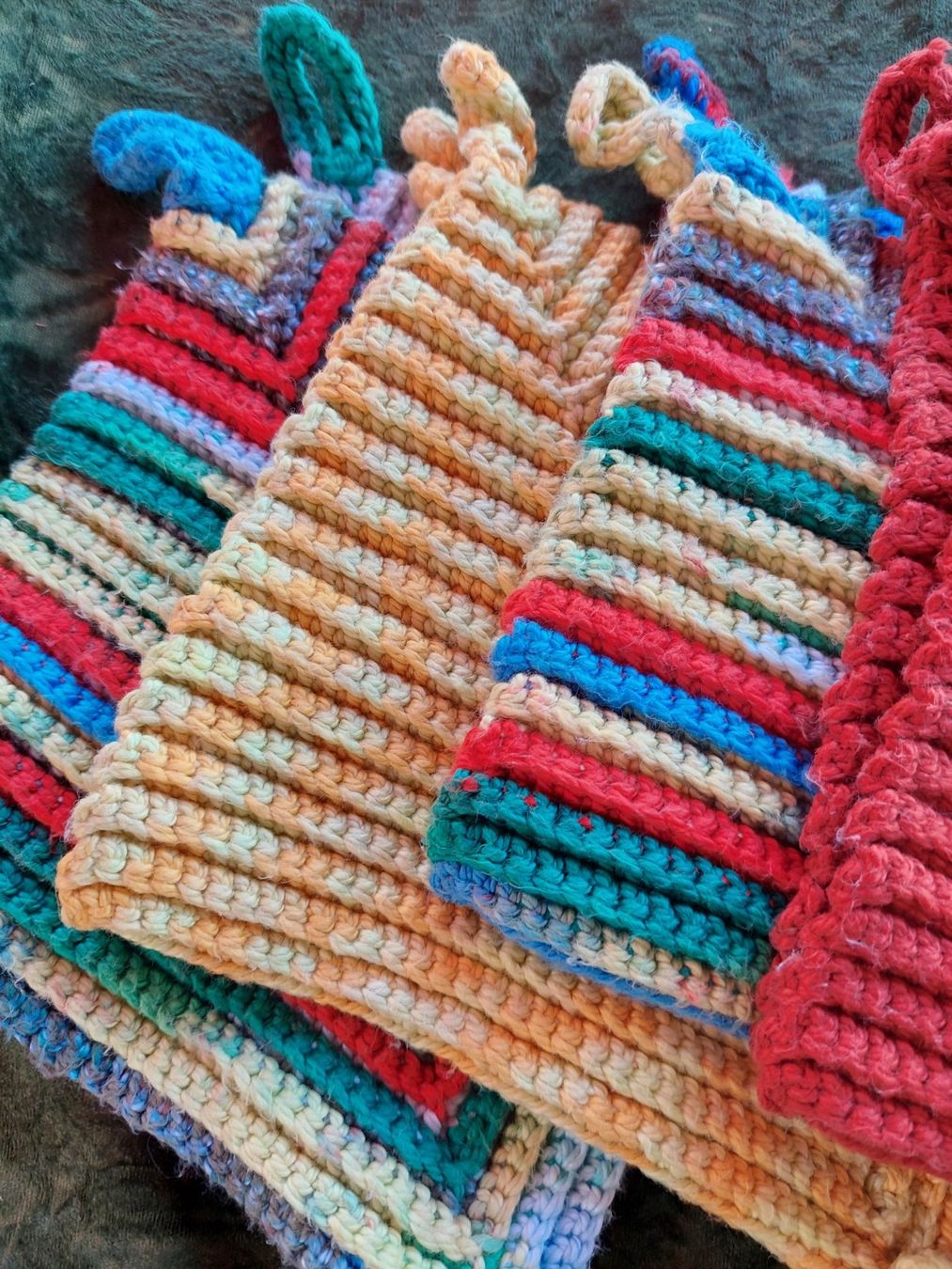 Sottobicchieri: 5 PAAR TOPFLAPPEN – Nuovo (secondo la descrizione) da Huttwil venduto da Kunterbuntli 1