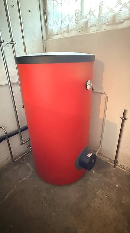 Hoval Sanitari: Boiler Hoval CombiVal ER 300 – Usato da Rothrist venduto da Jonathan1995